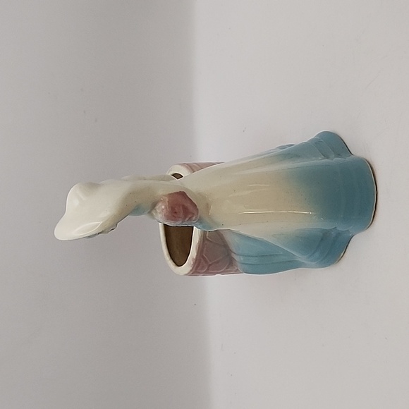 Vintage Shawnee Pottery Southern Belle & Wishing Well Planter Pink and Blue - Picture 2 of 9